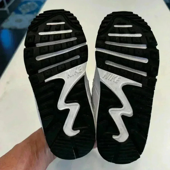 Nike Air Max 90 Toggle Slip On Kids Unisex White Yellow Blue Size 5C - Picture 11 of 12